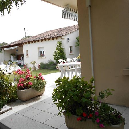 אורנג' Les Tilleuls B&B מראה חיצוני תמונה